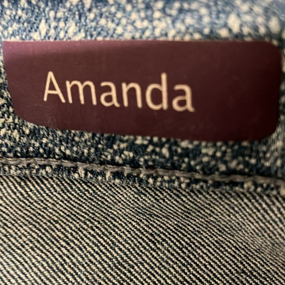 NWOT 12P GLORIA VANDERBILT AMANDA STYLE LIGHT BLUE PATTERNED JEANS - Picture 7 of 9